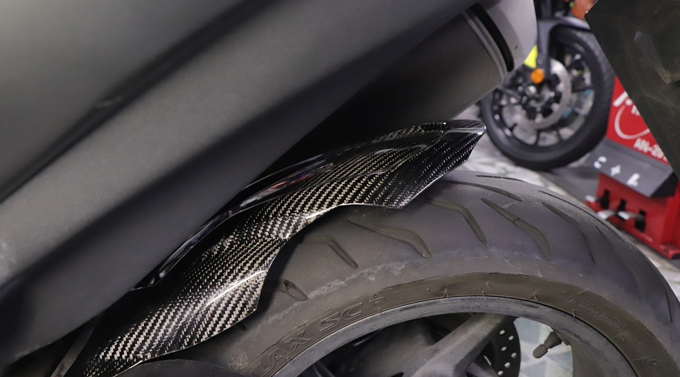MOS Carbon Fiber Rear Fender Hugger Mudguard for Yamaha TMAX 530 560 2017-2021