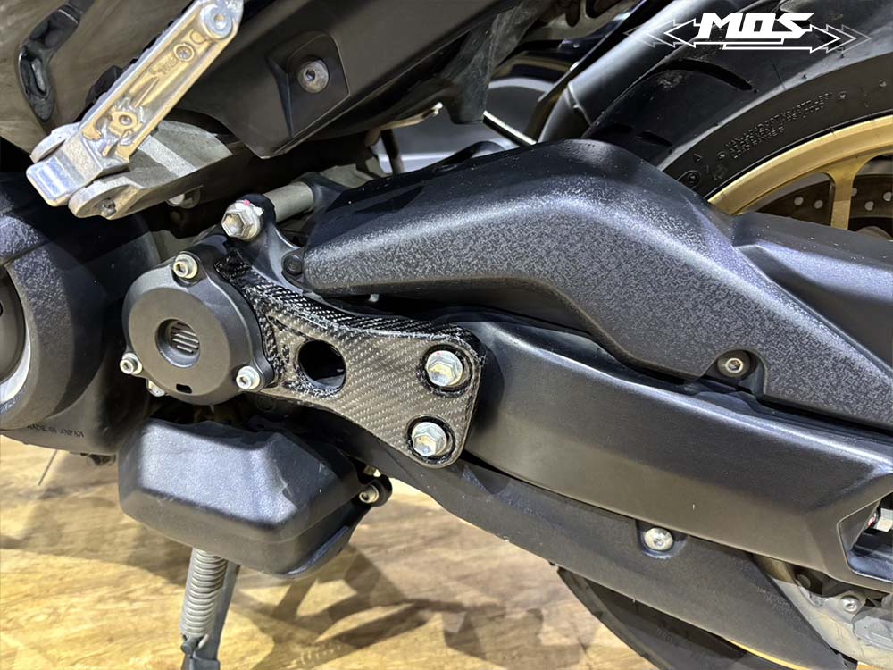 Carbon Fiber Swing Arm Holder Cover for Yamaha TMAX 560 2022-2025
