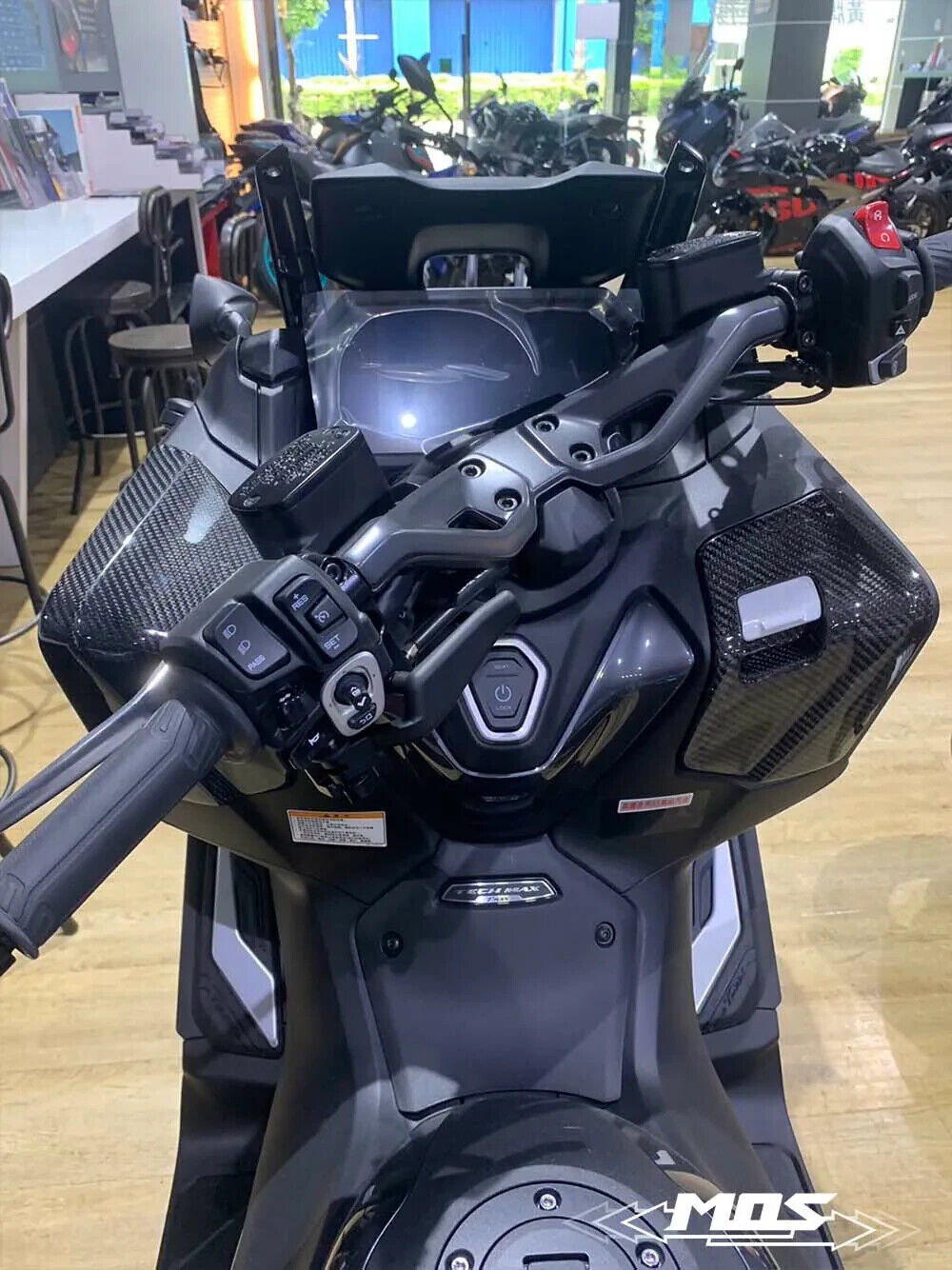 MOS Carbon Fiber Front Compartment Box Cover for Yamaha TMAX 560 2022-2024