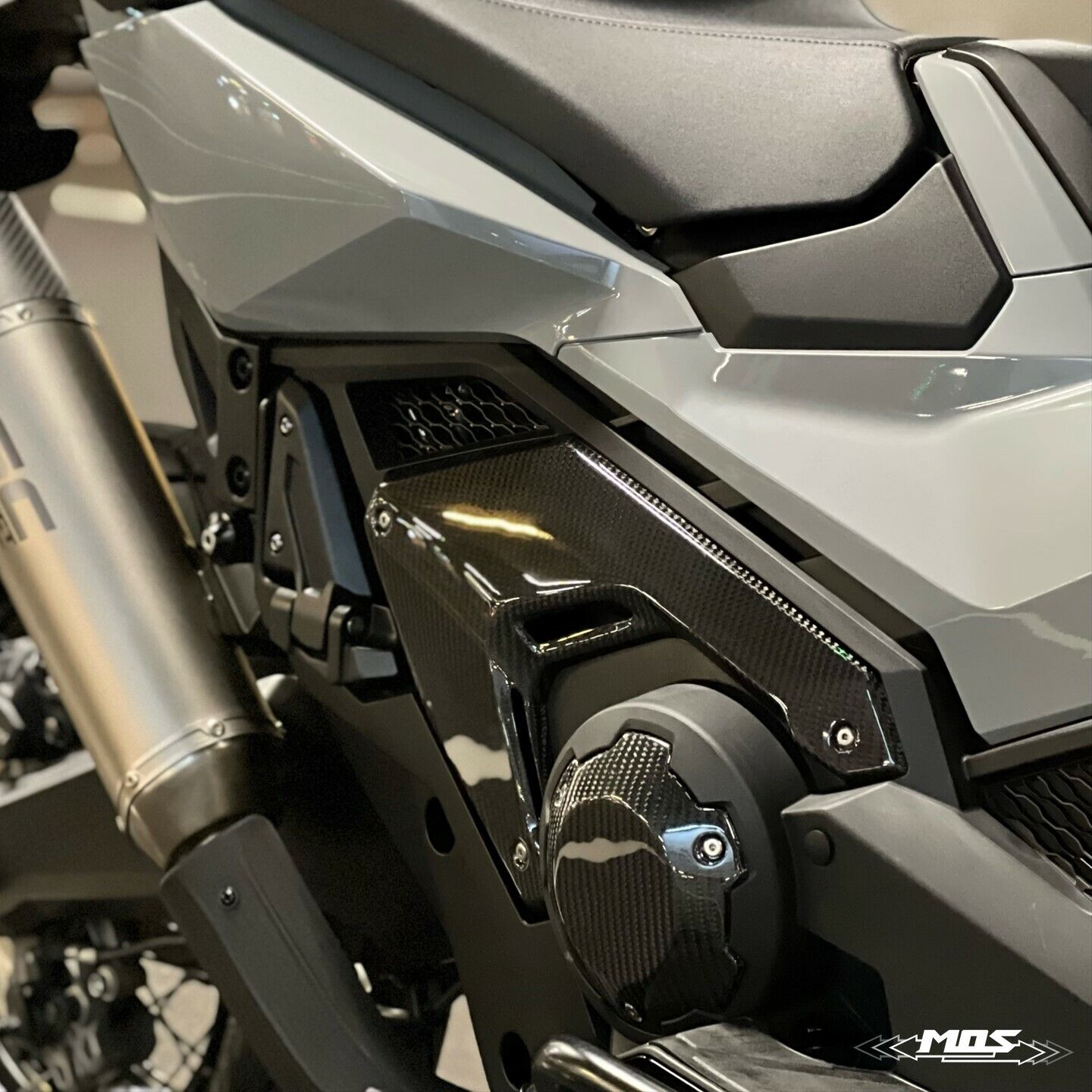 MOS Carbon Fiber Engine Right Side Cover for Honda X-ADV 750 2021-2022